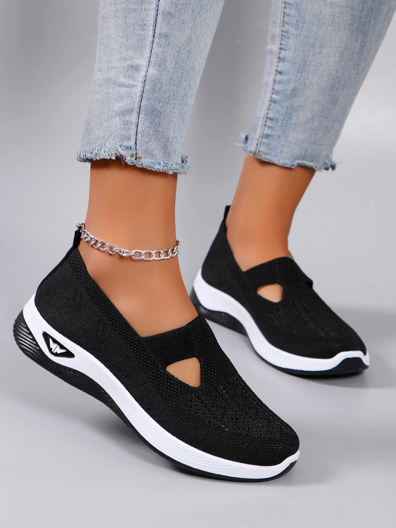 Spring new women's sports shoes, fashionable, breathable, lightweight, non-slip, wear-resistant, casual sports shoes, flat shoes