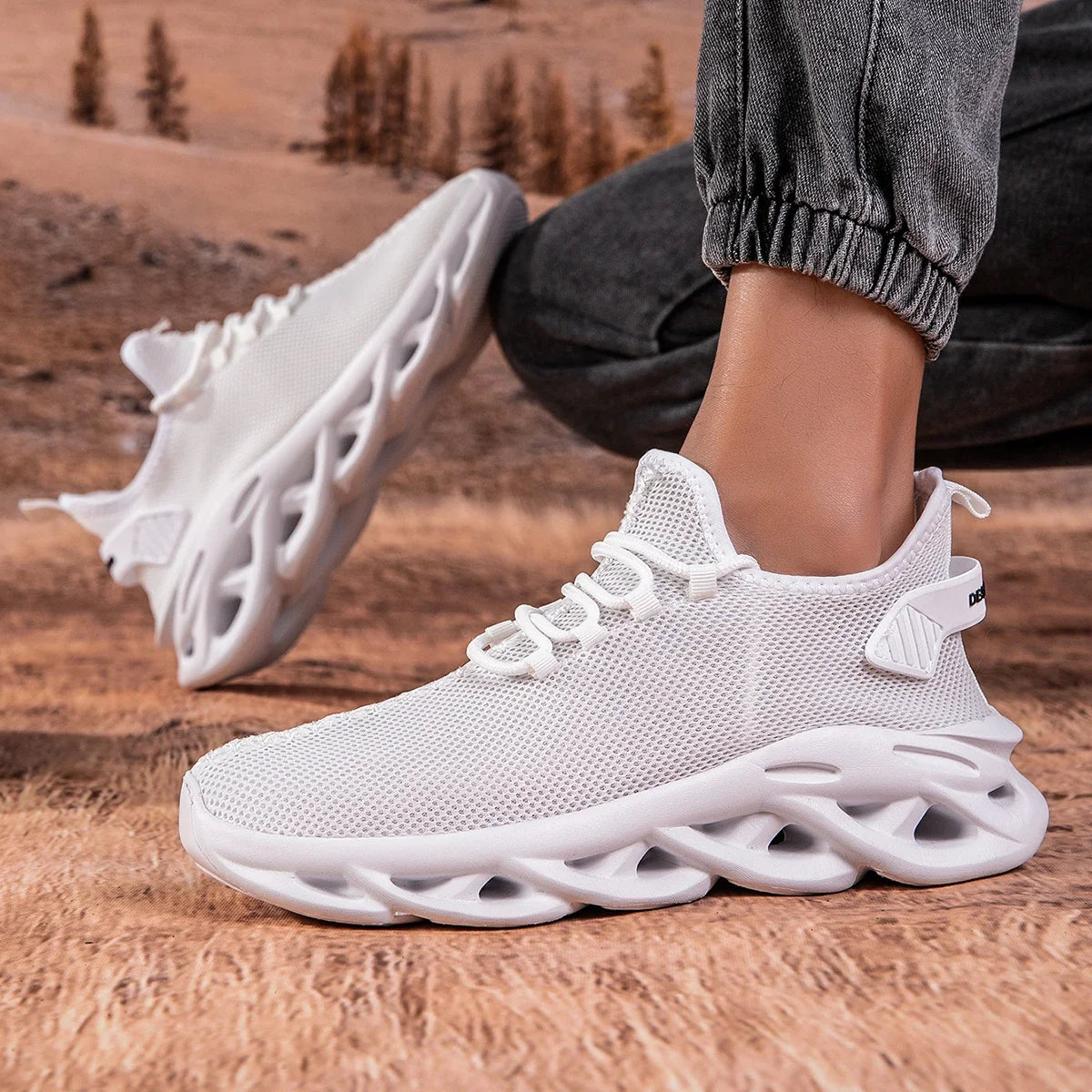 Men's Running Shoes 2024 Mens White Sneakers Shoes Mesh Breathable Outdoor Tennis Walking Gym Shoes for Men Plus Size 39-47