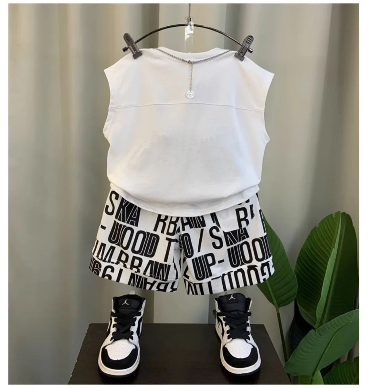 Boys' Summer Vest Set 2023 New Western Fashion Baby Summer Sleeveless Clothing Children's Handsome Two Piece Set