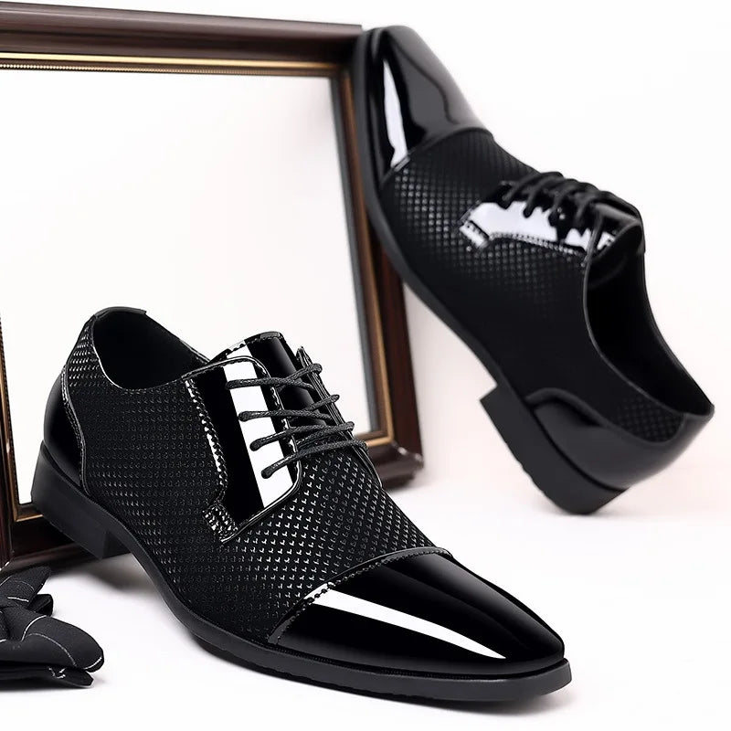 Trending Classic Men Dress Shoes For Men Oxfords Patent Leather Shoes Lace Up Formal Black Leather Wedding Party Shoes2023