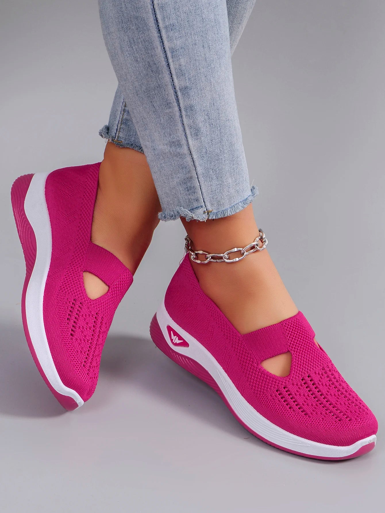 Spring new women's sports shoes, fashionable, breathable, lightweight, non-slip, wear-resistant, casual sports shoes, flat shoes