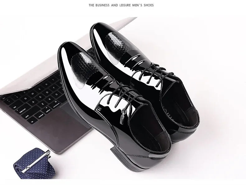 Trending Classic Men Dress Shoes for High Quality Men Oxfords Patent Leather Shoes Lace Up Formal Leather Wedding Party Shoes