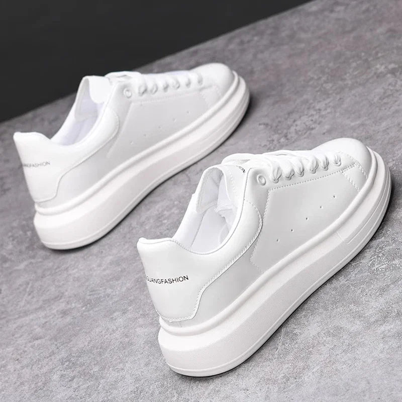 Brand men's shoes black glossy casual men's shoes 2025 spring and autumn new style white shoes fashion couple sneakers