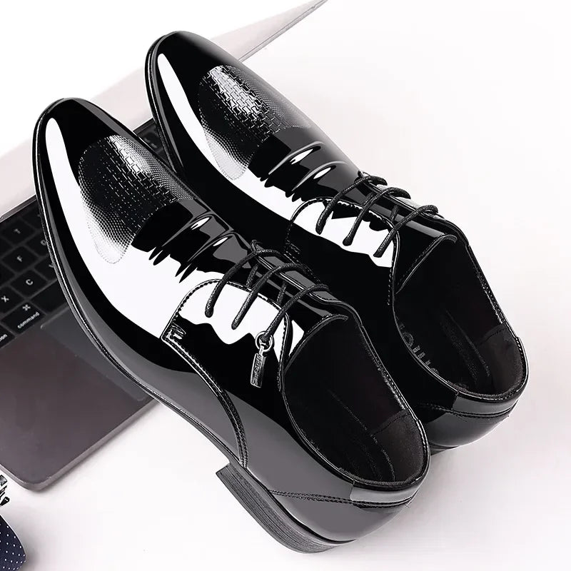 Trending Classic Men Dress Shoes for High Quality Men Oxfords Patent Leather Shoes Lace Up Formal Leather Wedding Party Shoes