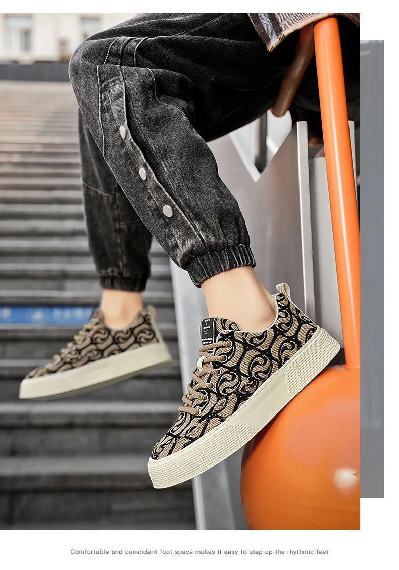 Designer Men Shoes New Prints Male Sneakers Canvas Shoes for Men Trendy Street Skateboard Shoes Spring Autumn Lace Male Footwear