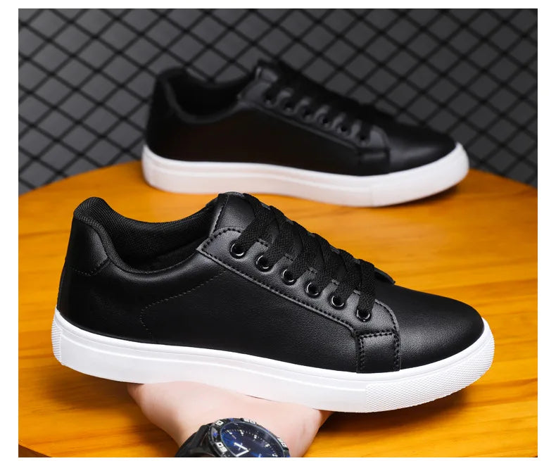 Black Men's Casual Shoes Style Trend Shoes Autumn New Fashion Casual Sneakers for MenNon-slip Lightweight Comfort Flats Shoes