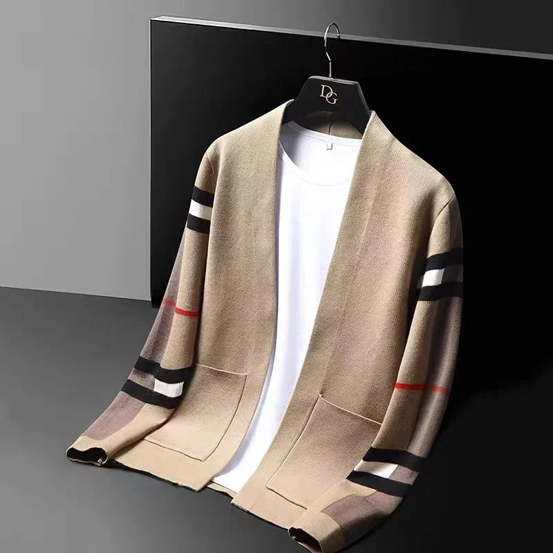 High end long sleeve men's knitted cardigan autumn winter fashion brand elements high-end design Korean style casual Little coat