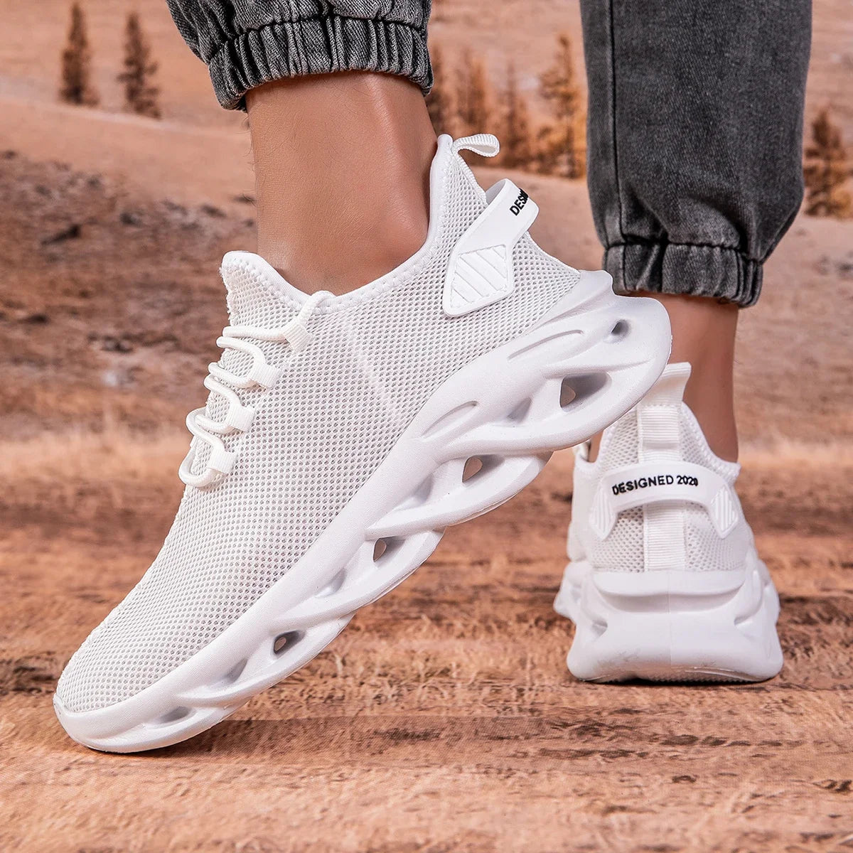 Men's Running Shoes 2024 Mens White Sneakers Shoes Mesh Breathable Outdoor Tennis Walking Gym Shoes for Men Plus Size 39-47